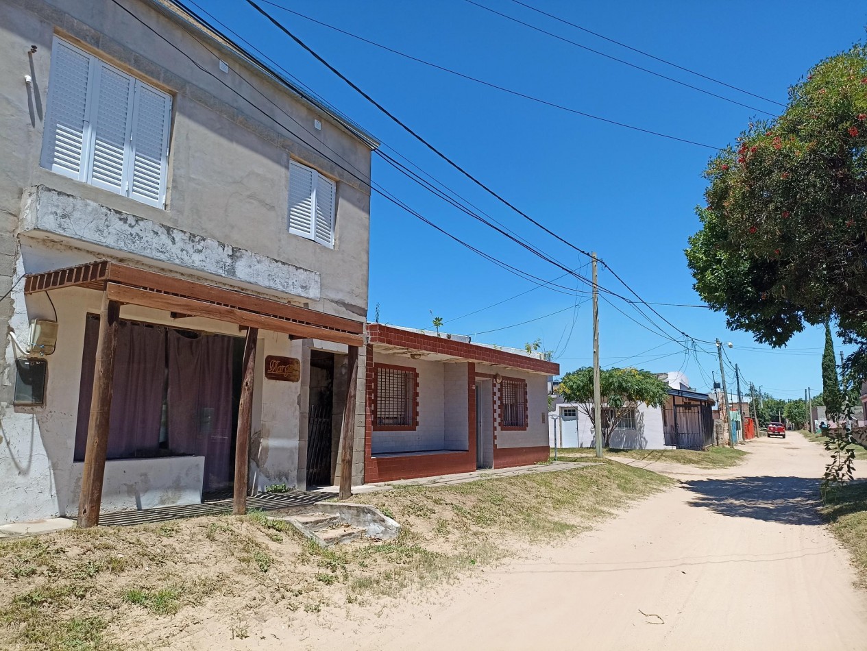 Casa en venta sobre el rio en Santa Rosa de Calchines 