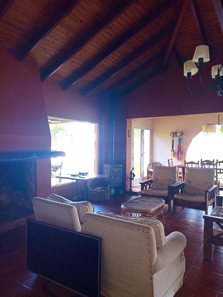 Casa sobre el rio, un verdadero paraiso en Los Zapallos 