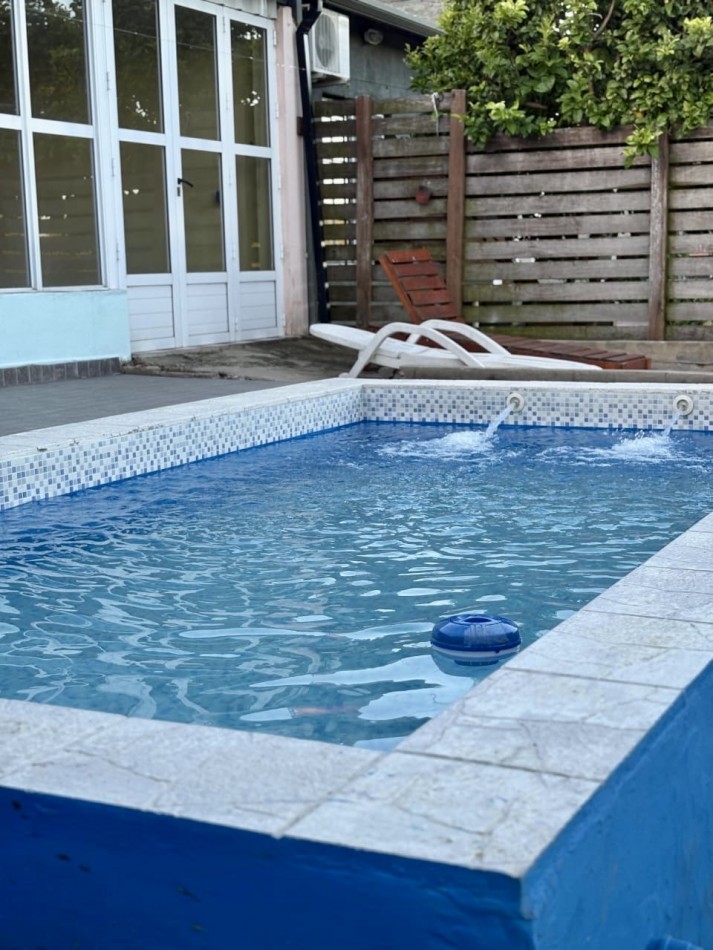 Casa sobre el rio en Helvecia 